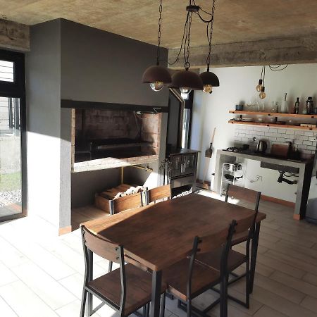 Casa De Invitados Con Parrilla Y Horno A Lena Ushuaia Dış mekan fotoğraf