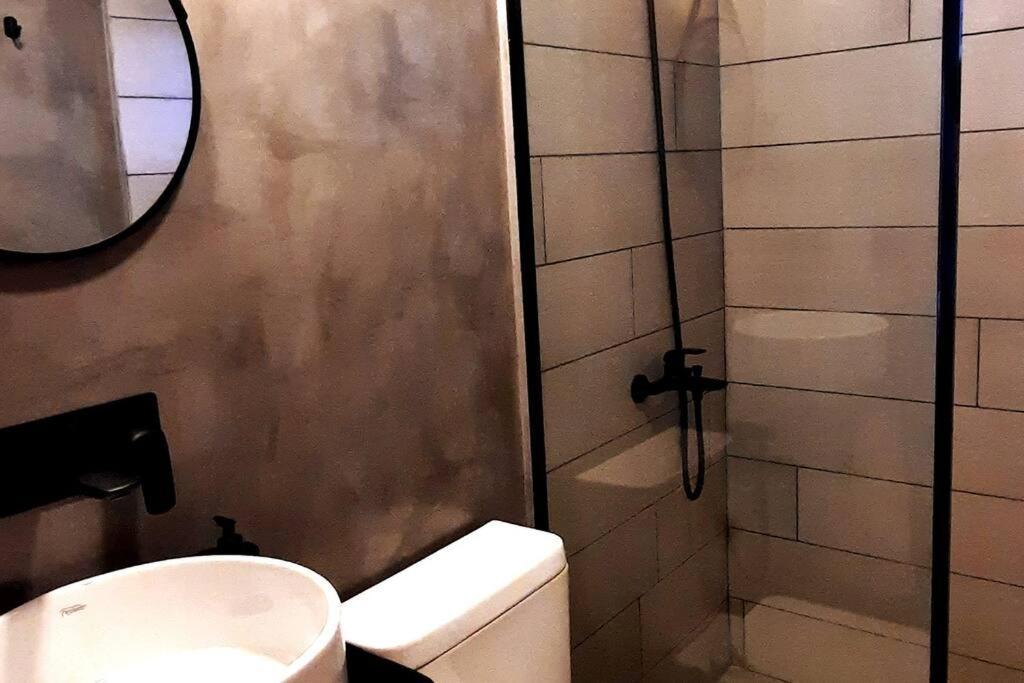 Casa De Invitados Con Parrilla Y Horno A Lena Ushuaia Dış mekan fotoğraf